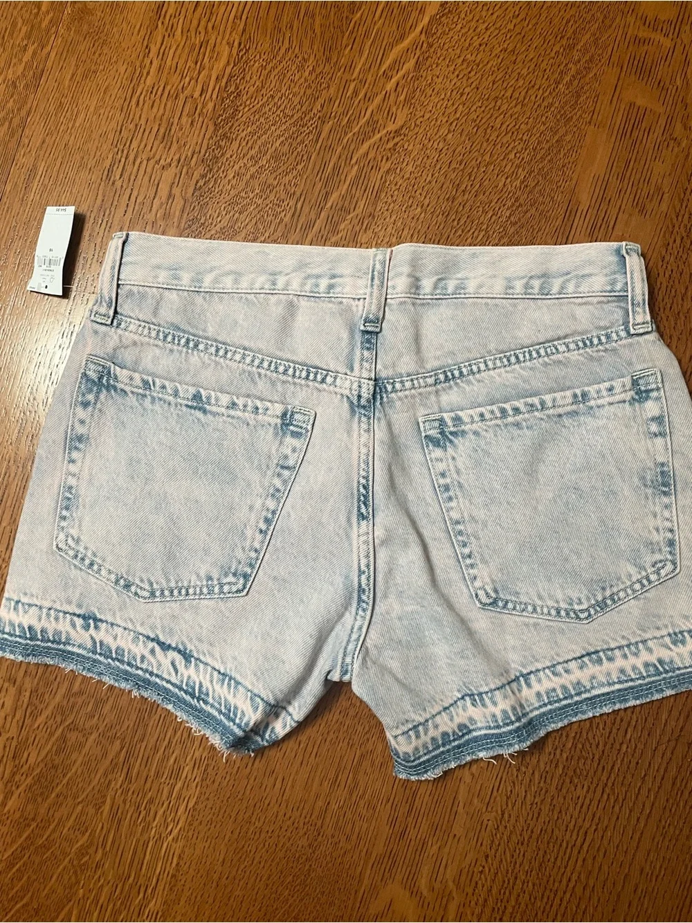GAP Low Stride Jean Shorts NWT